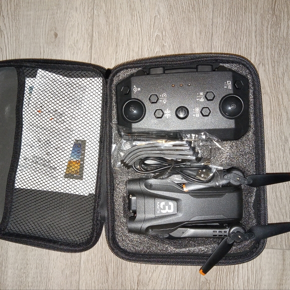 4kHD NEW Drone - Picture 1 of 1